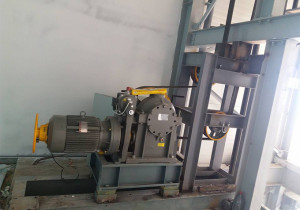 Thang máy tải hàng 1000kg